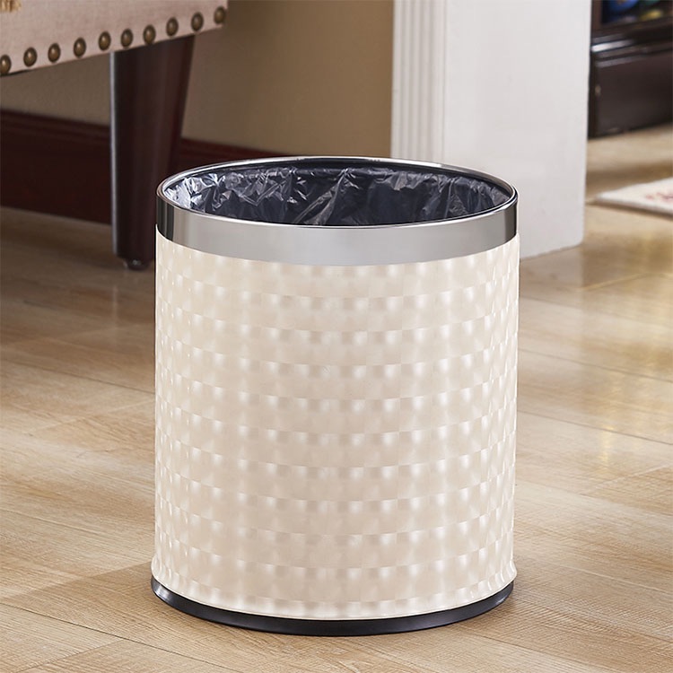 Why Liner Change Efficiency Matters in Commercial Trash Bins